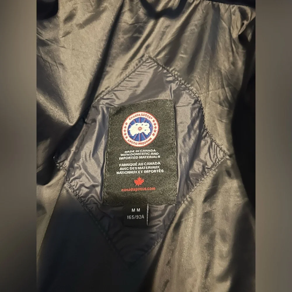 Canada Goose Black Hooded Jacket - Picture 4 of 14
